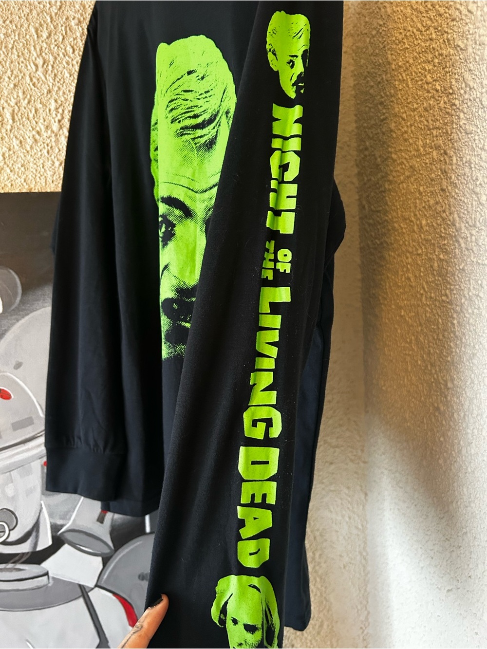 Night Of The Living Dead - Black Long-Sleeve Graphic Tee - Picture 3 of 5